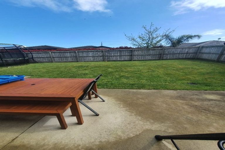 Photo of property in 16 Millbrae Place, Pokeno, 2402