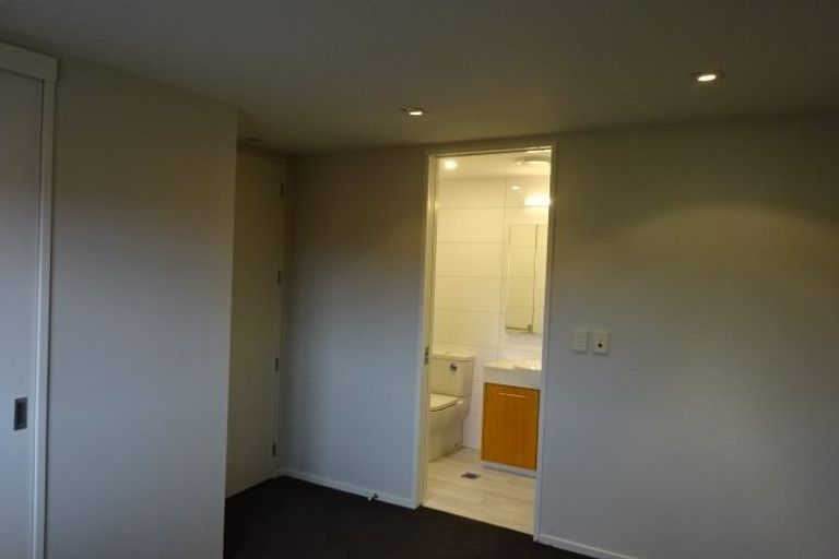 Photo of property in 210/252 Centreway Road, Orewa, 0931