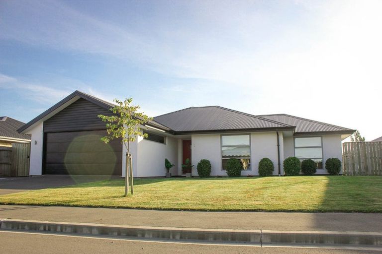 Photo of property in 25 Whiteoak Grove, Tinwald, Ashburton, 7700