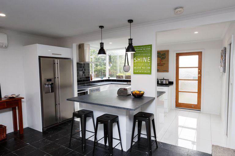 Photo of property in 118 Fitzroy Street, Terrace End, Palmerston North, 4410