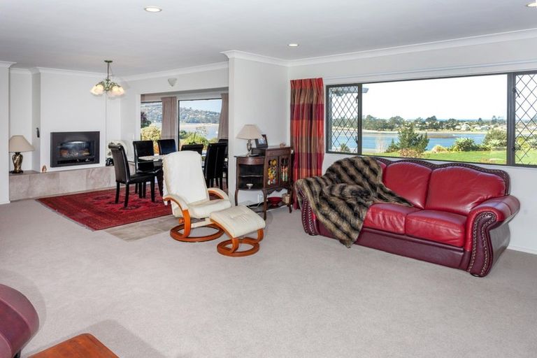 Photo of property in 19 Rewa Rewa Valley, Tairua, 3508