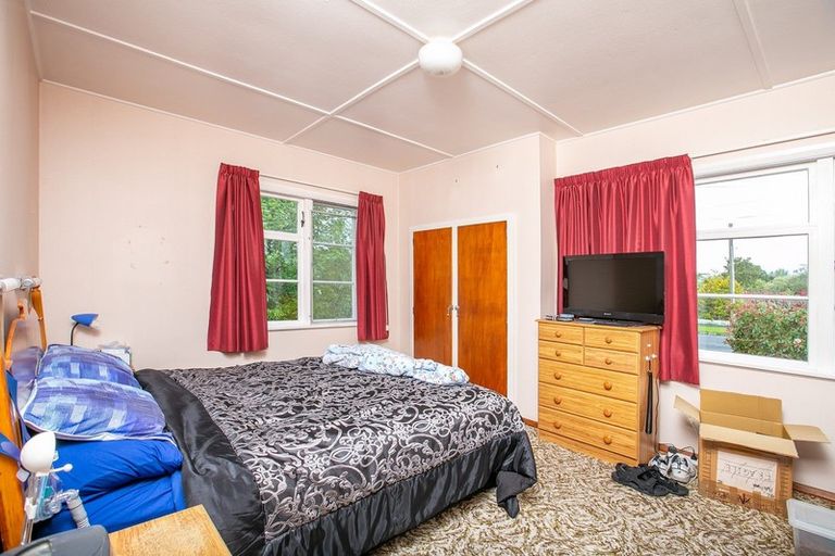 Photo of property in 28 Lansdowne Crescent, Lansdowne, Masterton, 5810