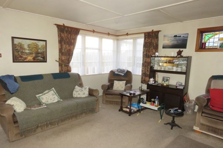 Photo of property in 253 Palmerston Street, Westport, 7825