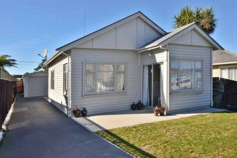 Photo of property in 9 Baker Street, New Brighton, Christchurch, 8083