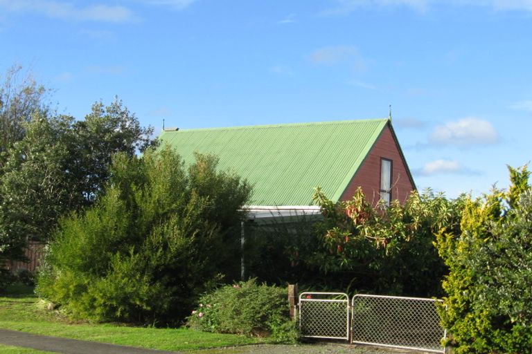 Photo of property in 8 Hinemoa Place, Snells Beach, 0920