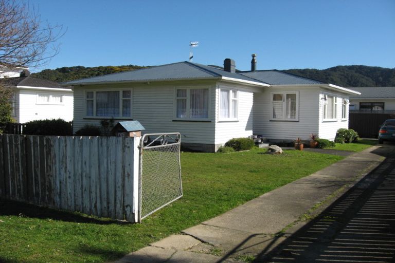 Photo of property in 83a Moohan Street, Wainuiomata, Lower Hutt, 5014