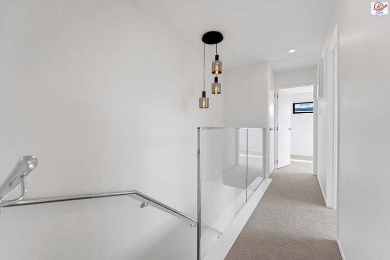 Photo of property in 26a Cape Road, Mangere, Auckland, 2022