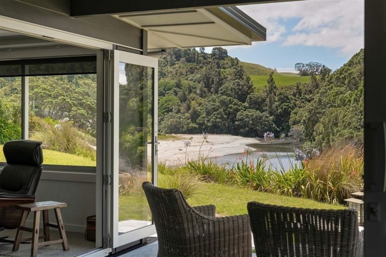 Photo of property in 42 Fishermans Bend, Whiritoa, Whangamata, 3691