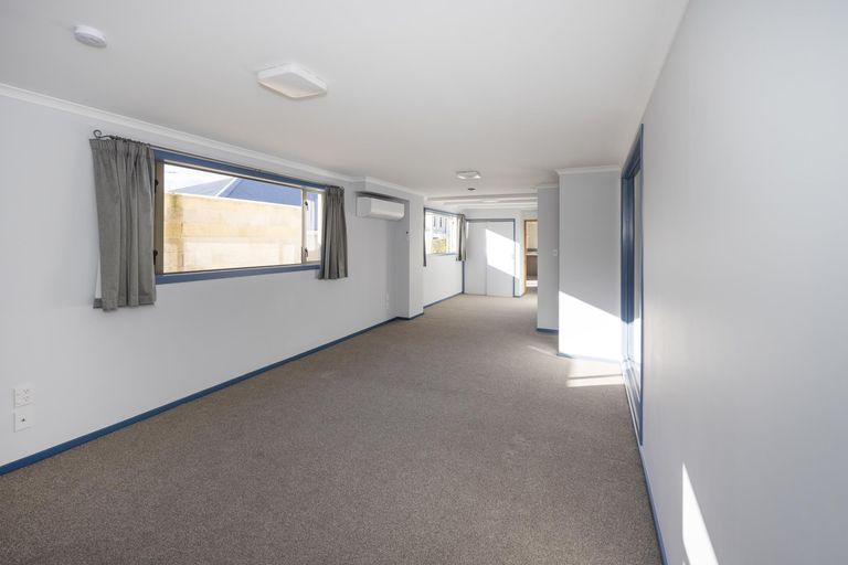 Photo of property in 10 Ure Street, South Hill, Oamaru, 9400