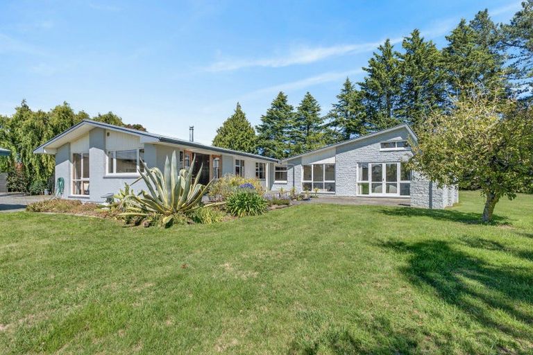 Photo of property in 2552 West Coast Road, Kirwee, Darfield, 7571