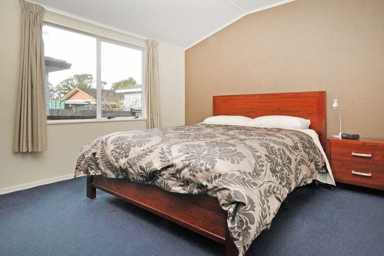 Photo of property in 176 Solar Road, Glen Eden, Auckland, 0602