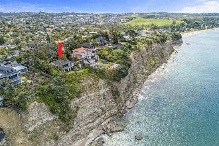Photo of property in 12 Cliff Road, Torbay, Auckland, 0630