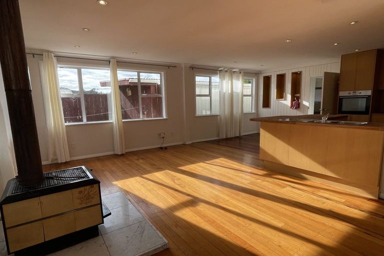 Photo of property in 68 Broderick Road, Johnsonville, Wellington, 6037