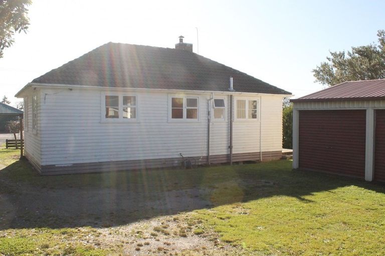 Photo of property in 28 Bright Street, Westport, 7825