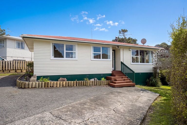 Photo of property in 60 Helena Street, Massey, Auckland, 0614