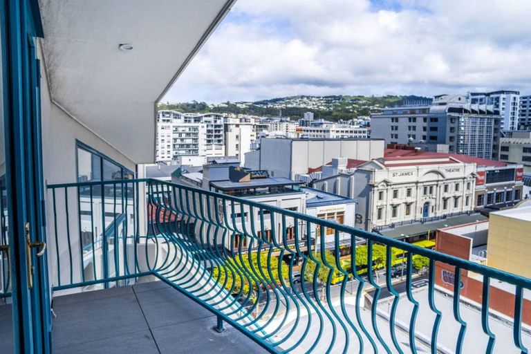 Photo of property in Maison Cabriole Building, 3/60 Courtenay Place, Te Aro, Wellington, 6011