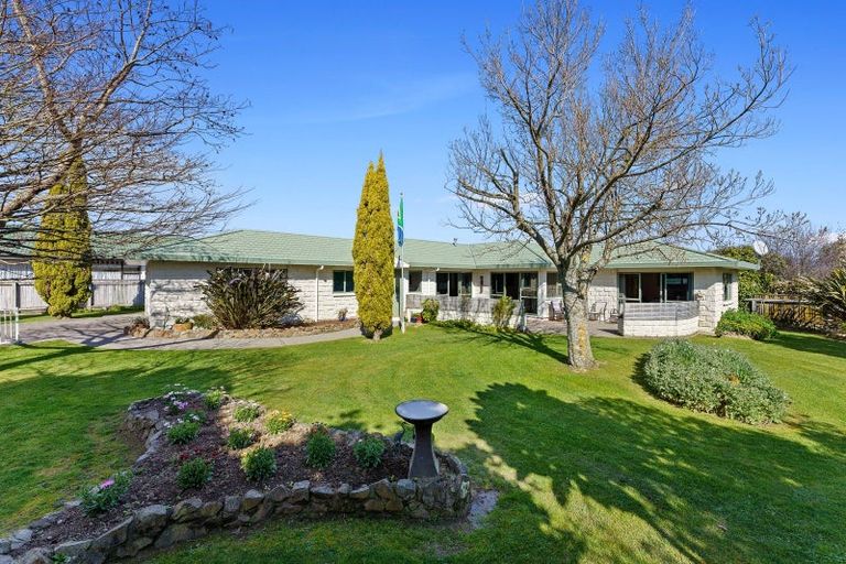 Photo of property in 10 Tararua Crescent, Otaki, 5512