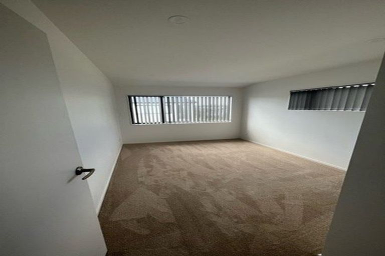Photo of property in 4a Geordie Street, Henderson, Auckland, 0612