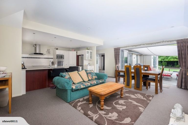 Photo of property in 7 Cairnbrae Drive, Prebbleton, 7604