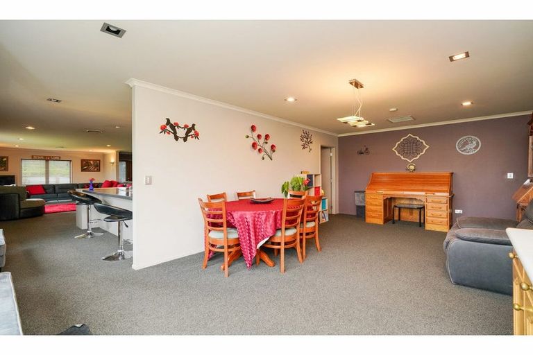 Photo of property in 33 Oteramika Road, Rockdale, Invercargill, 9812