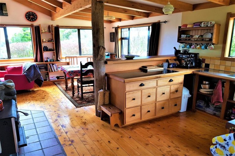 Photo of property in Beaconstone Eco Lodge, 115 Birds Ferry Road, Virgin Flat, Cape Foulwind, 7892