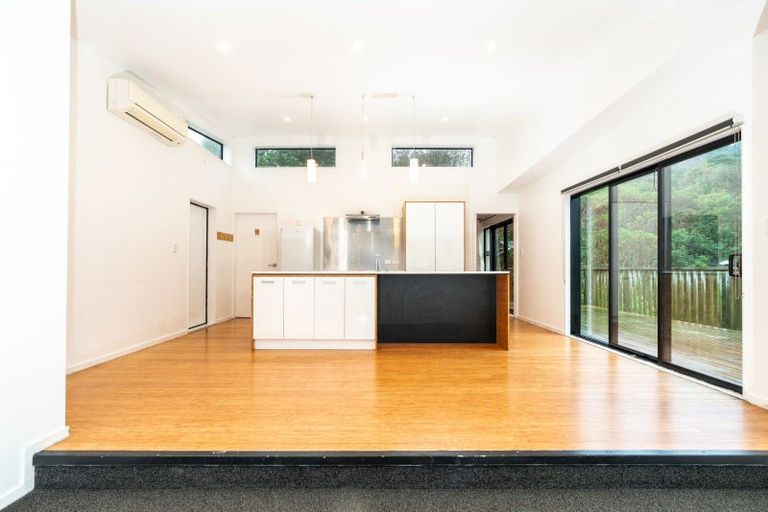 Photo of property in 55 Jackson Street, Island Bay, Wellington, 6023