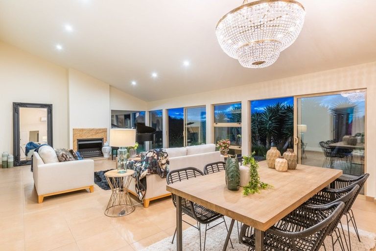 Photo of property in 28 Aston Road, Waikanae, 5391