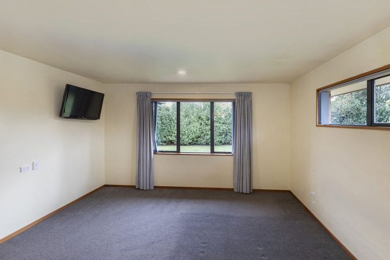 Photo of property in 40 Durrell Way, Rolleston, 7614