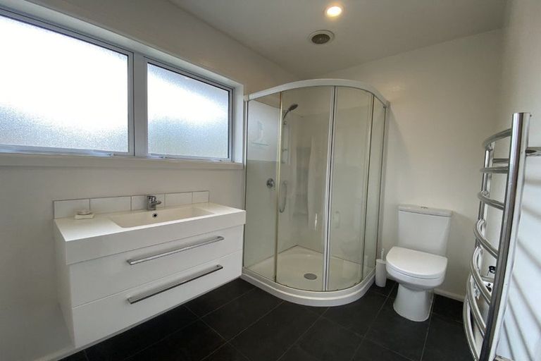 Photo of property in 29 Woodford Terrace, Ilam, Christchurch, 8053