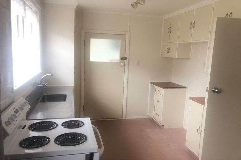 Photo of property in 8 Justine Street, Cannons Creek, Porirua, 5024