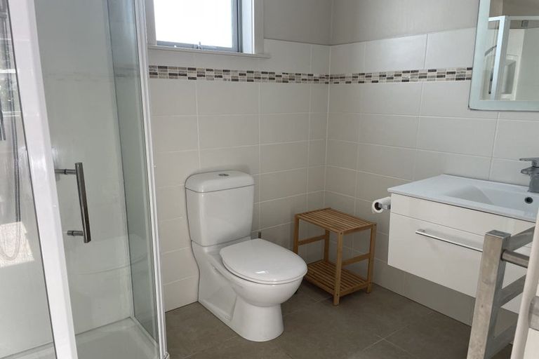 Photo of property in 39 Korokoro Road, Korokoro, Lower Hutt, 5012