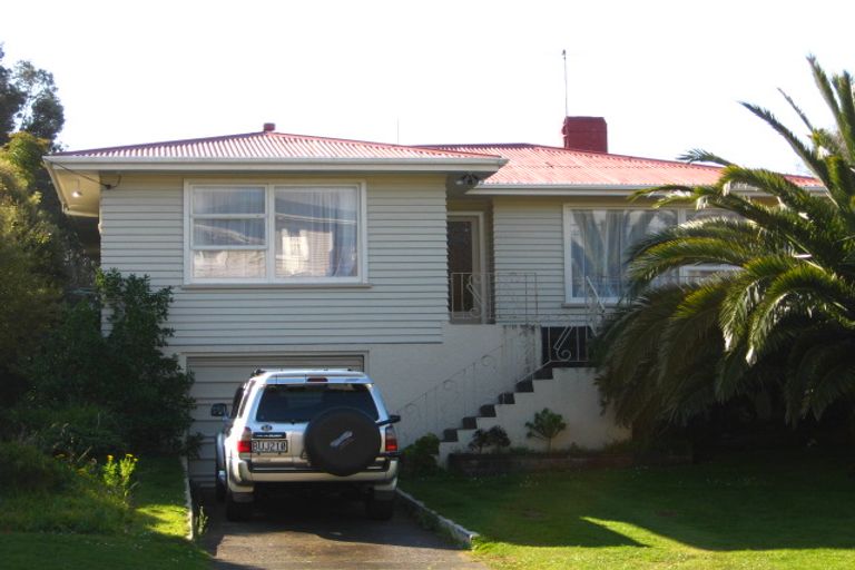 Photo of property in 58 Clawton Street, Westown, New Plymouth, 4310