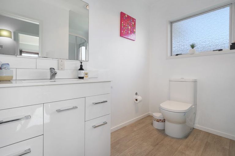 Photo of property in 539 Devonport Road, Tauranga South, Tauranga, 3112