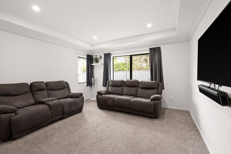 Photo of property in 9 Percy Berry Place, Havelock North, 4130