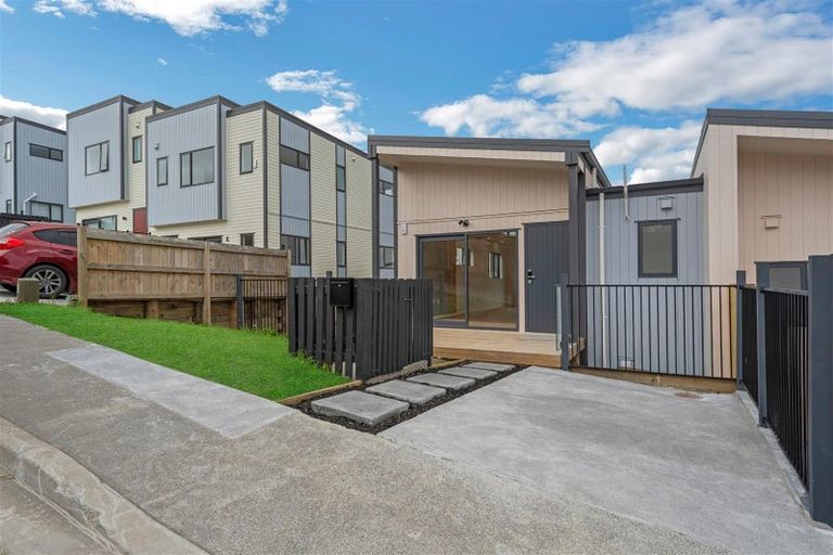 Photo of property in 8 Wahine Street, Papakura, 2110