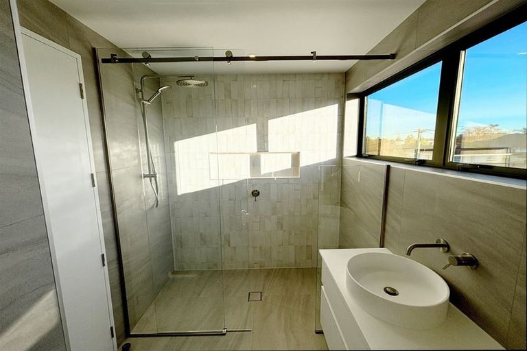 Photo of property in 202a Edgeware Road, Edgeware, Christchurch, 8013