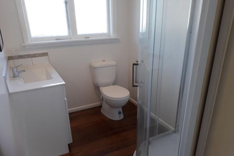 Photo of property in 33 Bourne Crescent, Papanui, Christchurch, 8053