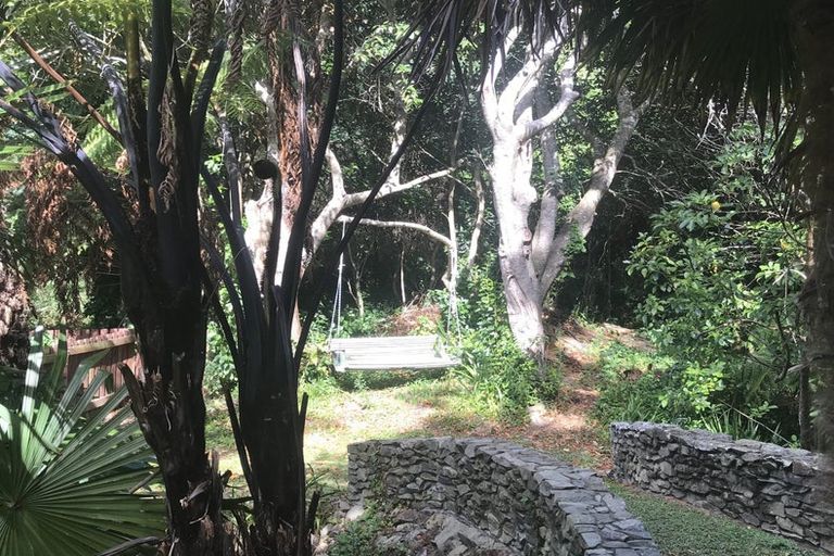 Photo of property in 8 Rutland Street, Picton, 7220