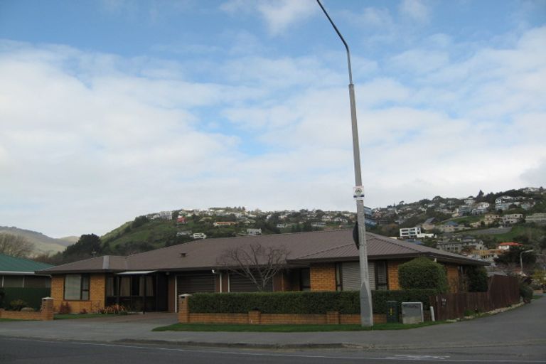 Photo of property in 2/1 Torvill And Dean Lane, Cashmere, Christchurch, 8022