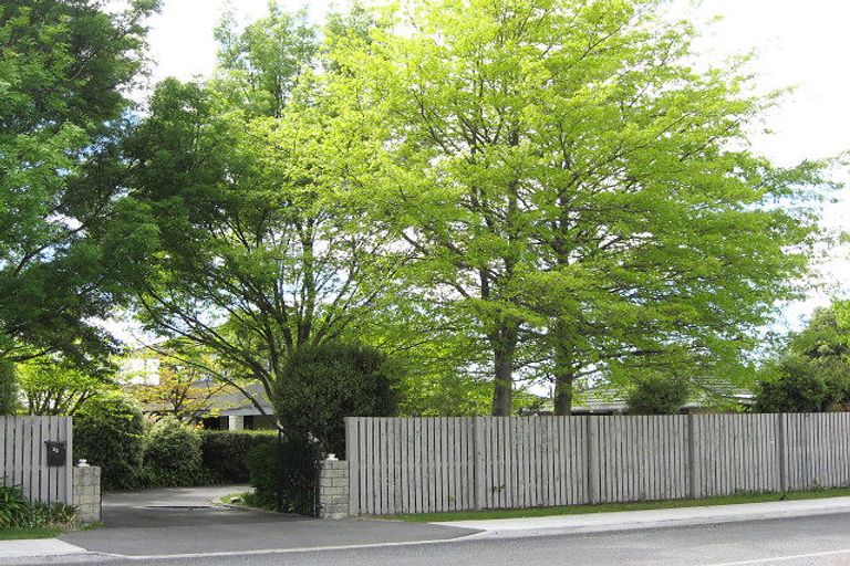 Photo of property in 22 West Belt, Rangiora, 7400