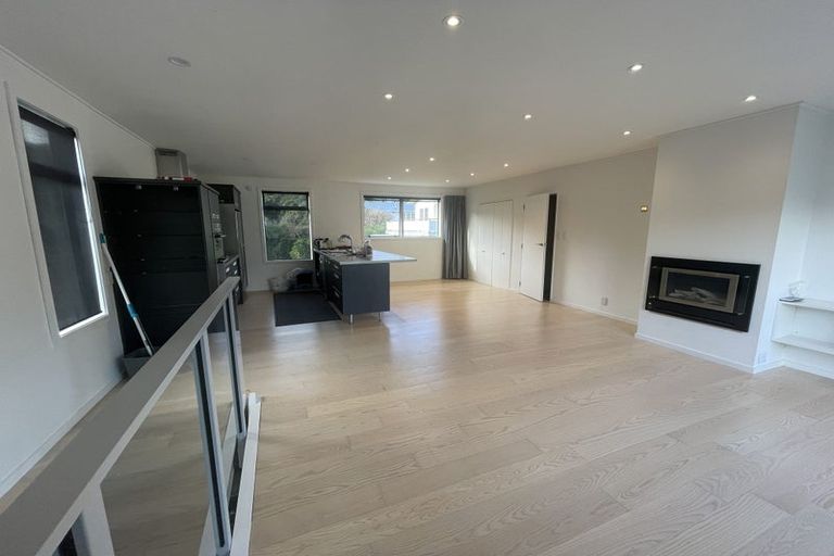 Photo of property in 1/69 Simla Crescent, Khandallah, Wellington, 6035