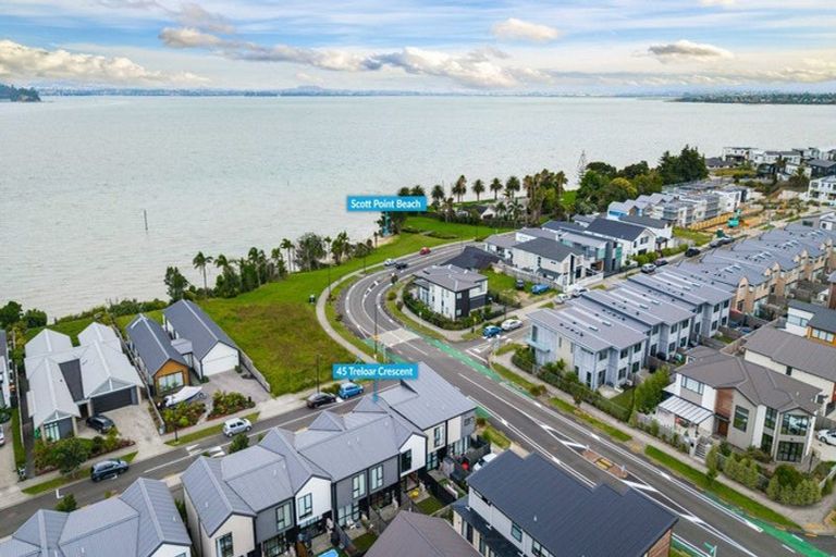 Photo of property in 45 Treloar Crescent, Hobsonville, Auckland, 0616