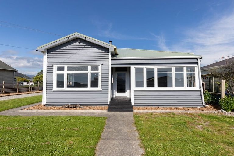 Photo of property in 99 Blake Street, Blaketown, Greymouth, 7805