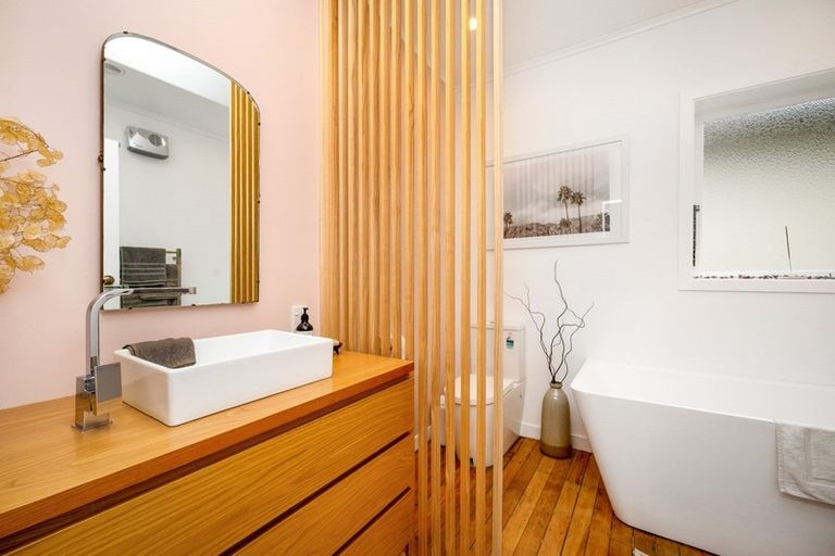 Photo of property in 3 Nile Street, Saint Clair, Dunedin, 9012