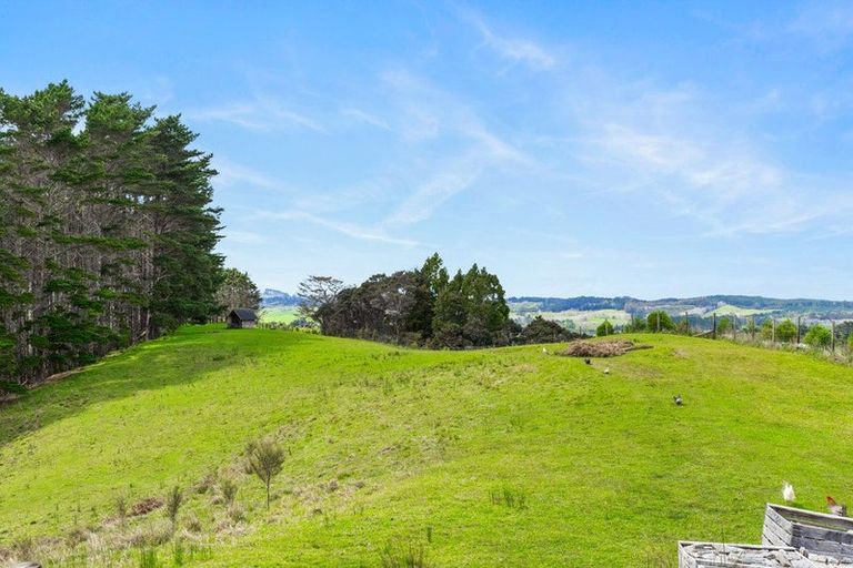 Photo of property in 132b Dormer Road, Waitoki, Helensville, 0875