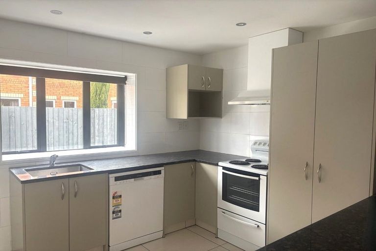 Photo of property in 16 George Street, Riccarton, Christchurch, 8041