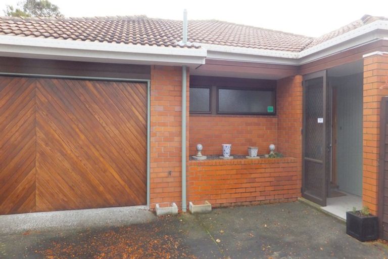 Photo of property in 2/14 Rata Street, Riccarton, Christchurch, 8041