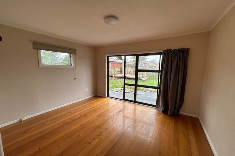 Photo of property in 43a Carruth Road, Papatoetoe, Auckland, 2025