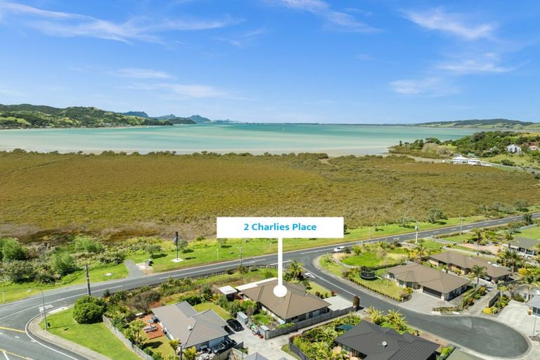 Photo of property in 2 Charlise Place, Onerahi, Whangarei, 0110