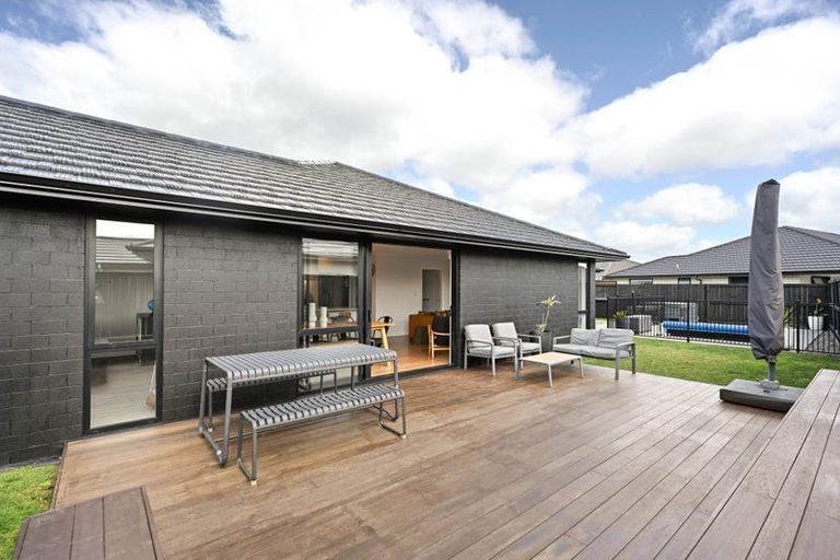 Photo of property in 25 Kimbrae Drive, Rototuna North, Hamilton, 3210